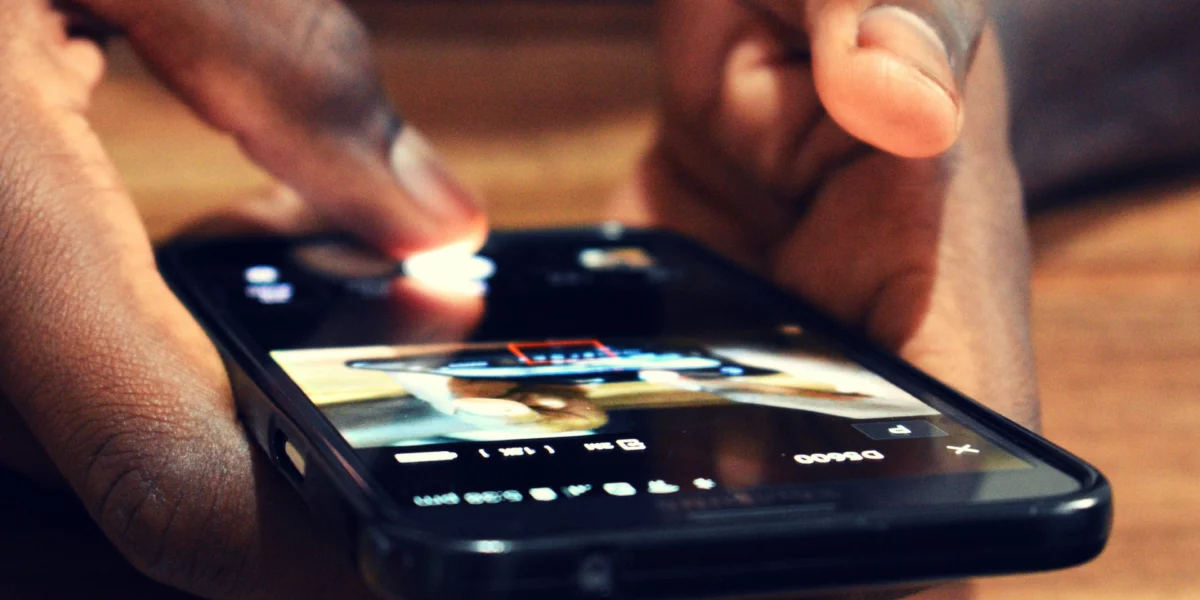 Smartphones and Online Safety in Schools