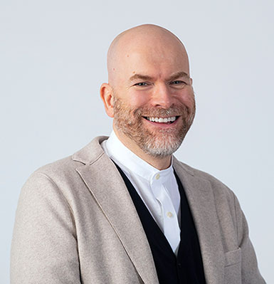 Dr Bruce Clark