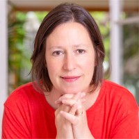 Dr Miriam Bindman