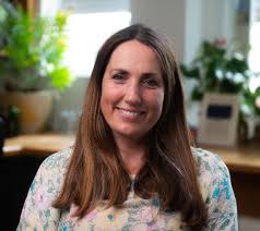 Dr Susie Davies